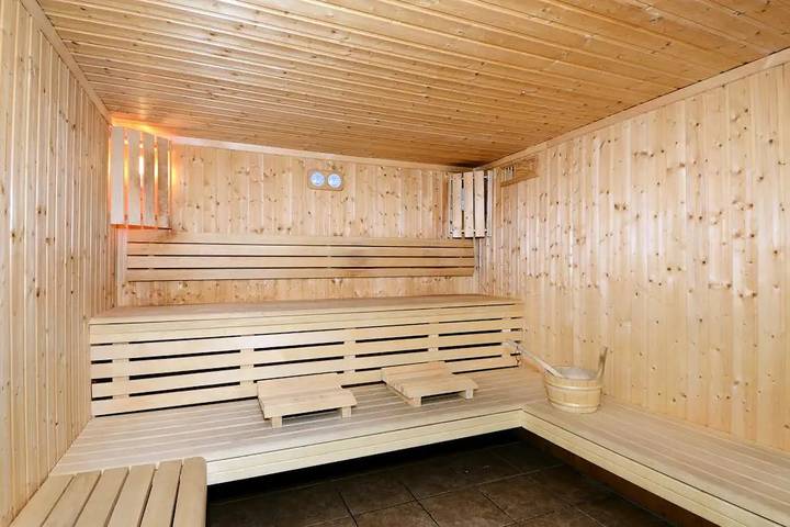 Appartement entier, 2 Pièces 4/5 personnes in Plagne Centre, La Plagne-Tarentaise