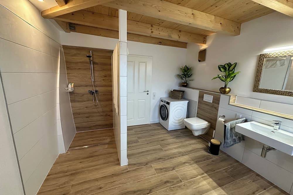 Apartamento entero, Modern and comfortable apartment with 2 bedrooms, tower room and balcony. in Bad Doberan (Ciudad), Bad Doberan