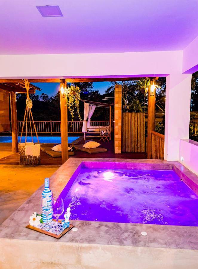 Location de vacances pour 23 personnes, avec piscine ainsi que vue et jardin, animaux acceptés à Trancoso