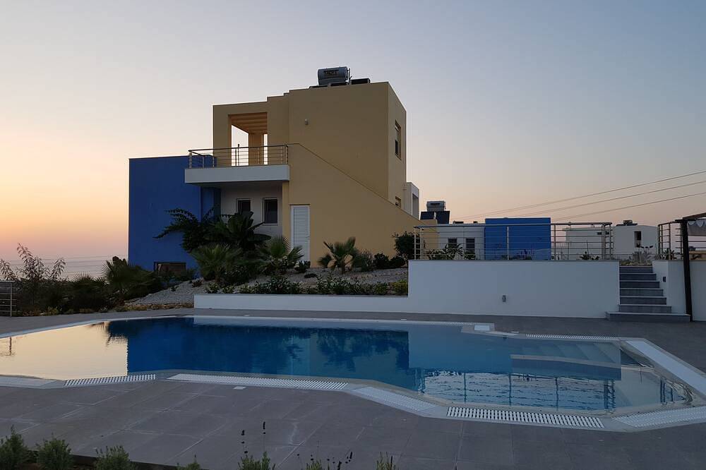 Neue Villa mit privatem Pool und herrlichem Meerblick in Mastichari, Kos