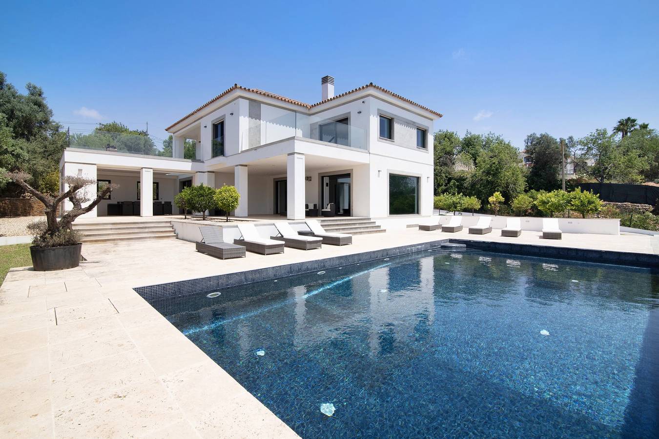 Villa 'Areeiro' con piscina privata, Wi-Fi e aria condizionata in Loulé (São Clemente), Distretto di Faro