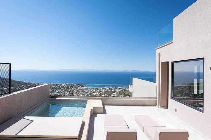 Location de vacances pour 3 personnes, avec piscine et balcon dans Saronida - 4