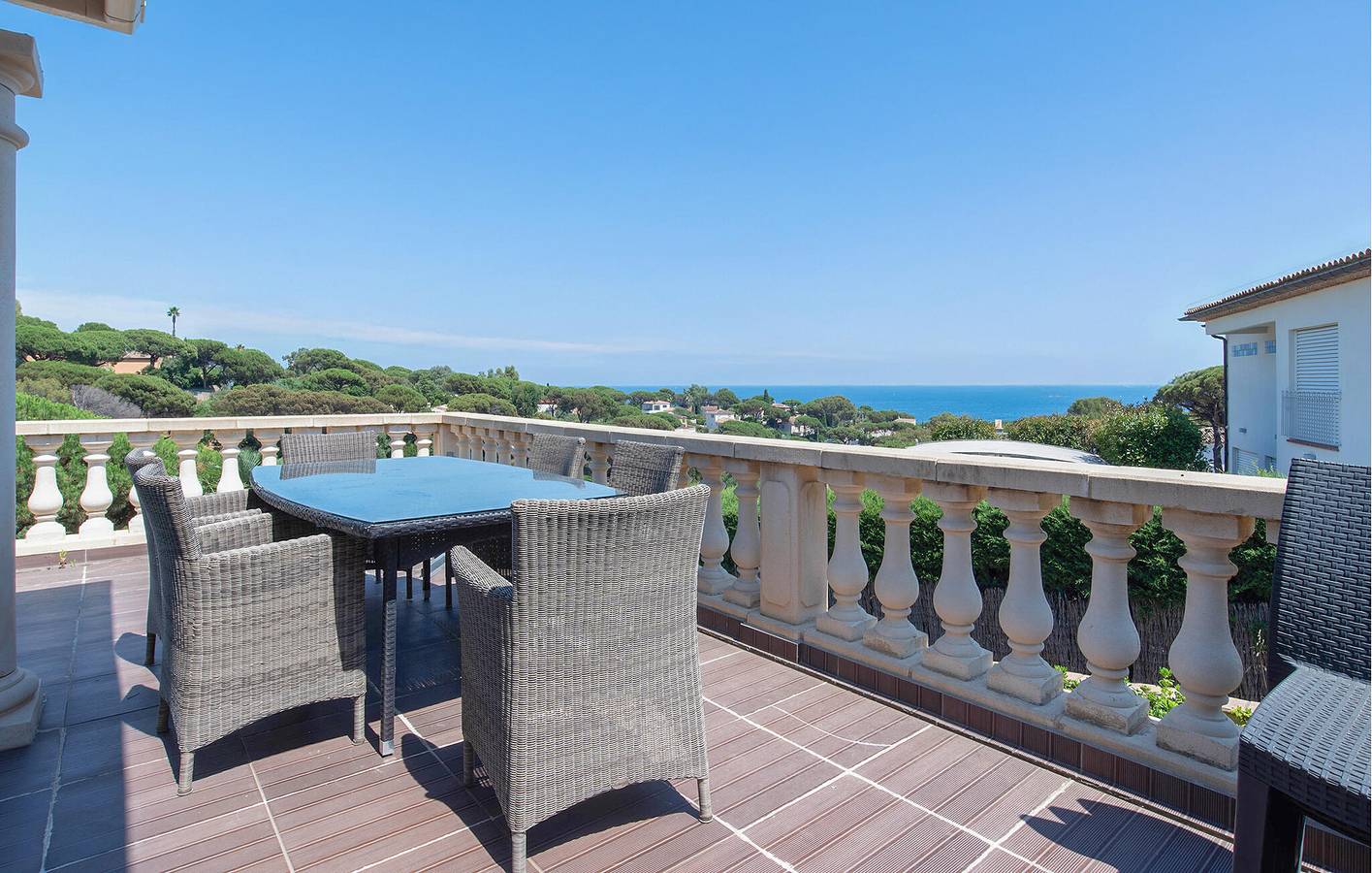 Appartement de luxe avec vue sur la mer, piscine et parking in La Nartelle, Sainte-Maxime