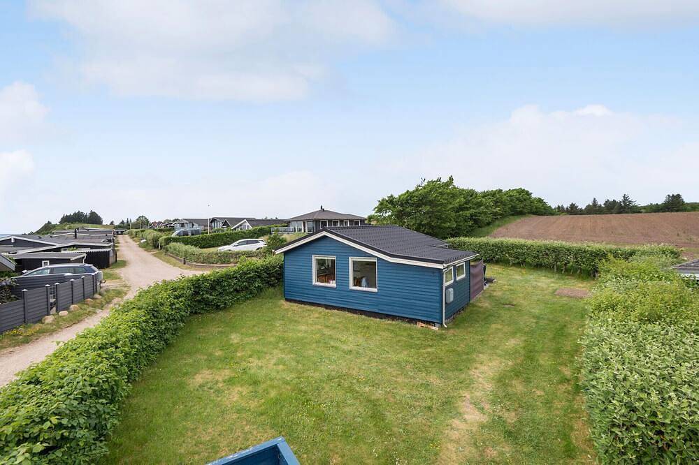 Stunning home in Esbjerg V with Wifi in Sjelborg, Esbjerg