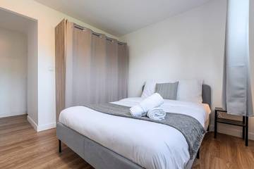 Appartement De Vacances pour 8 Personnes dans Roubaix, Région de Lille, Photo 2