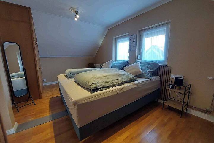 Ganze Wohnung, Ferienwohnung geschmackvoll eingerichtet mit WLAN und Klimaanlage in Bük, Komitat Eisenburg
