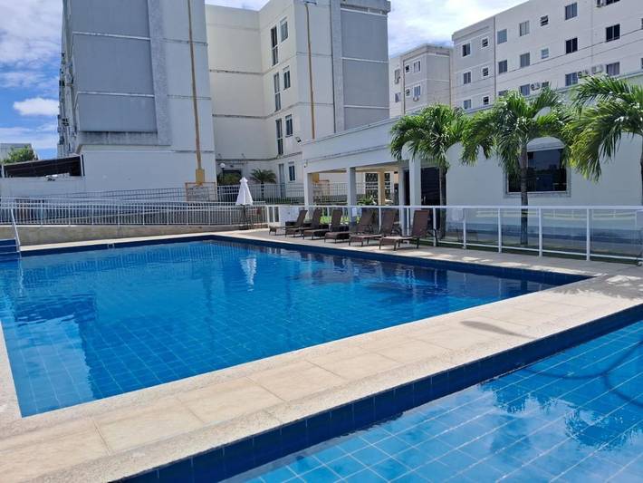 Casas e apartamentos de temporada para 5 pessoas, com jardim e piscina em Portal do Sol