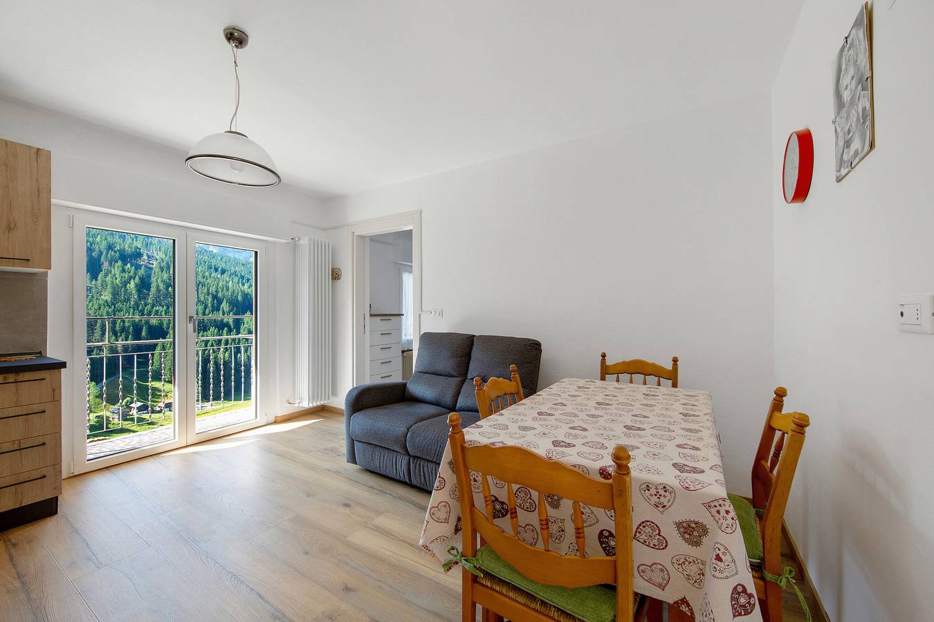 Appartamento intero, Appartamento 'Blu' con vista sulle montagne, terrazza privata e Wi-Fi in San Pietro di Cadore, Karnischer Hauptkamm