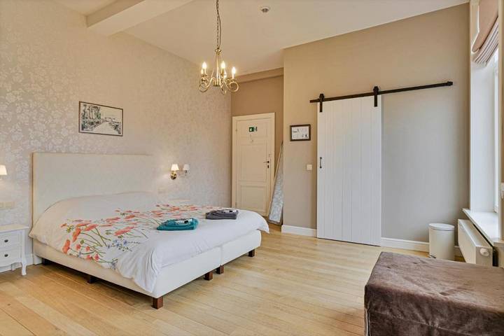 Maison de vacances pour 18 personnes, avec Terrasse et Jardin à Alveringem