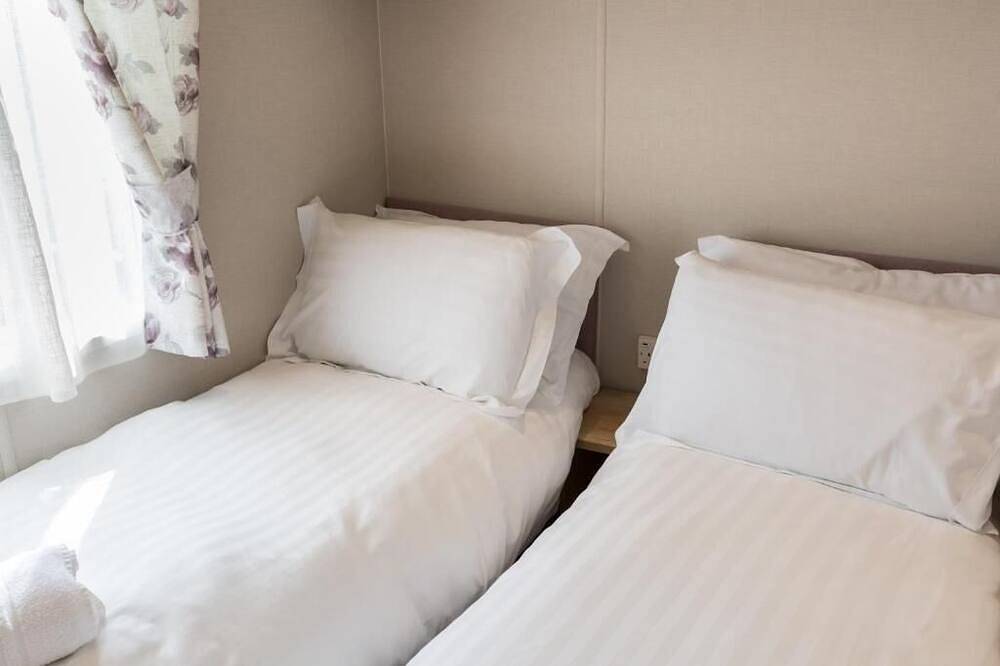 Roulotte-Deluxe-Eigenes Badezimmer-Seeblick in Gloucestershire
