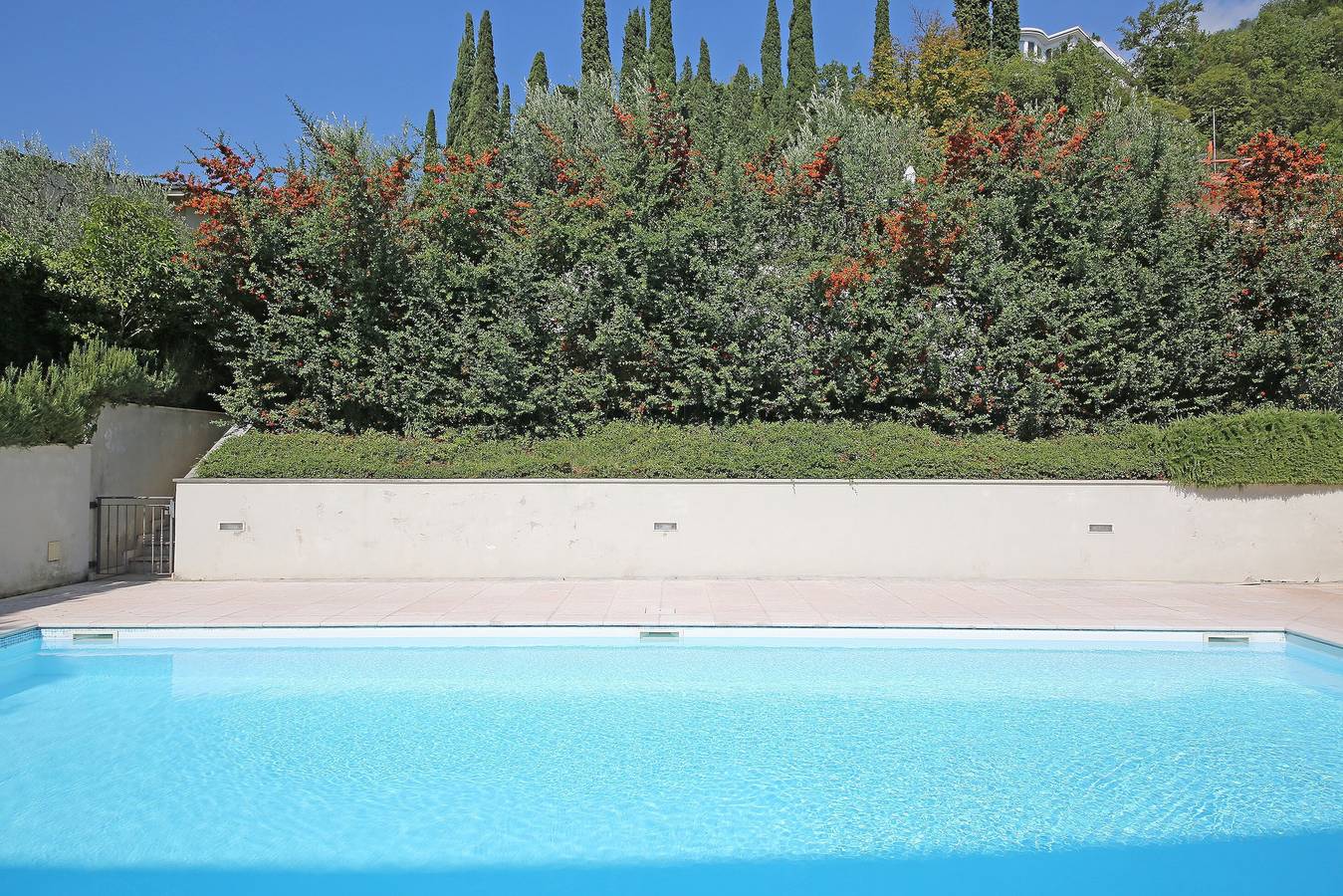 Appartamento intero, Appartamento 'Margherita' con piscina condivisa, Wi-Fi e aria condizionata in Maderno, Toscolano-Maderno