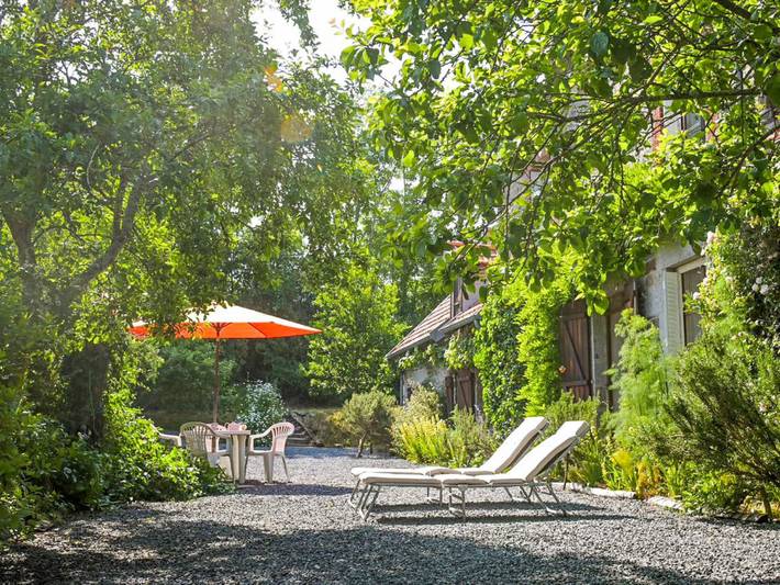 Location de vacances pour 6 personnes, avec terrasse et jardin, animaux acceptés à Sourdeval-les-Bois - 2