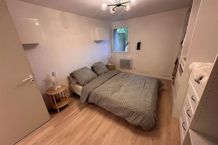 Entire apartment, Unique 2-bedroom apartment with a tree-lined garden and a terrace in Fuveau, Mediterranean Coast (France)