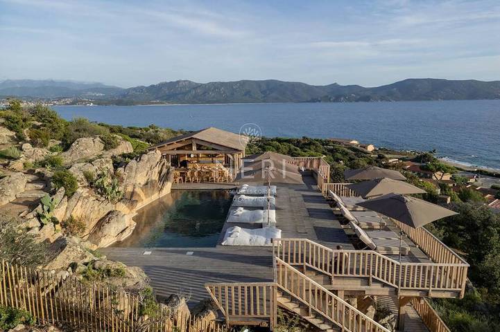 Location de vacances pour 14 personnes, avec balcon dans Plage d'Abartello