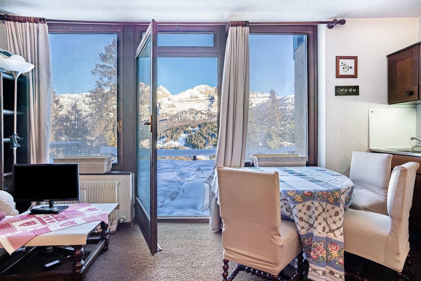 Appartement entier, Appartement "Patascoss" - Madonna di Campiglio avec vue sur les Dolomites, terrasse et garage in Patascoss, Madonna di Campiglio