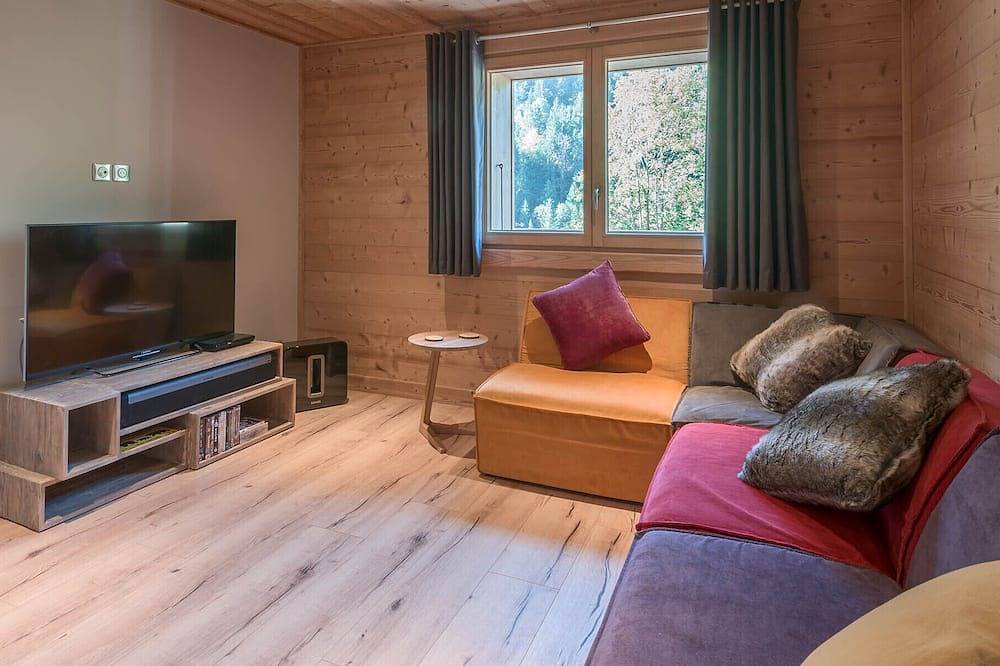 Chalet Vorlaz is a luxury ski chalet with hot tub in Morzine, Les Portes du Soleil
