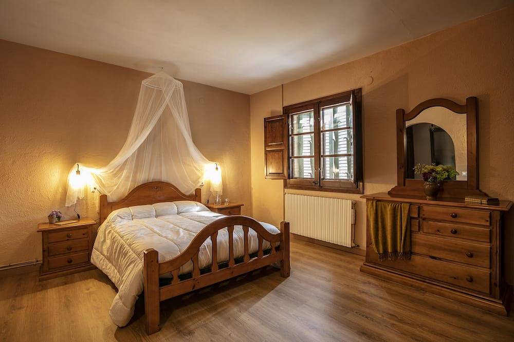 Priorat-Enoturismo-Relax-Naturaleza-Escapada Rural in Escaladei, La Morera de Montsant