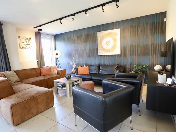 Location de vacances pour 14 personnes, avec jardin ainsi que sauna et jacuzzi à Houffalize - 2