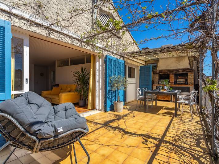 Gîte pour 4 personnes, avec Terrasse et Vue dans Office de Tourisme du Beausset