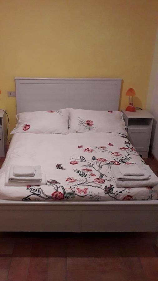 Bed and breakfast per 3 persone, con terrazza e giardino nonché idromassaggio - 1