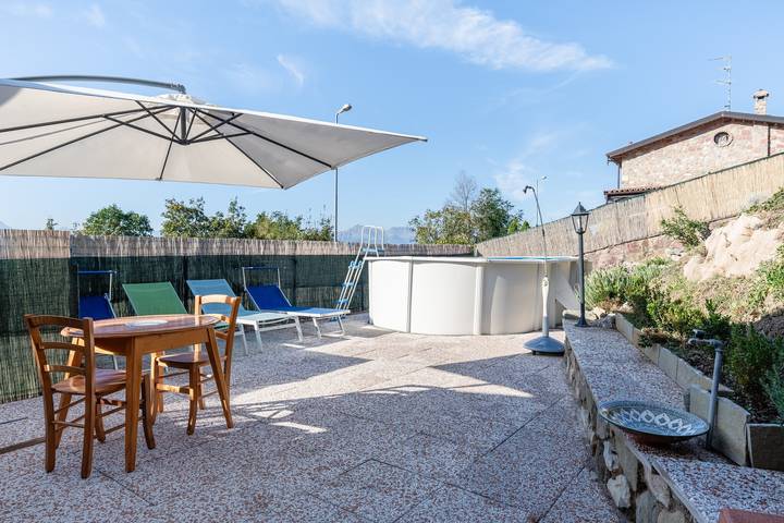 Vacation Home "Agriturismo La Vecchia Scuola" with Private Mini Pool, Private Terraces & Wi-Fi in Villa Collemandina, Garfagnana