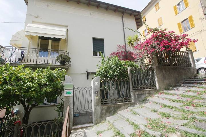 BnB für 2 Personen, mit Garten und Ausblick in La Spezia