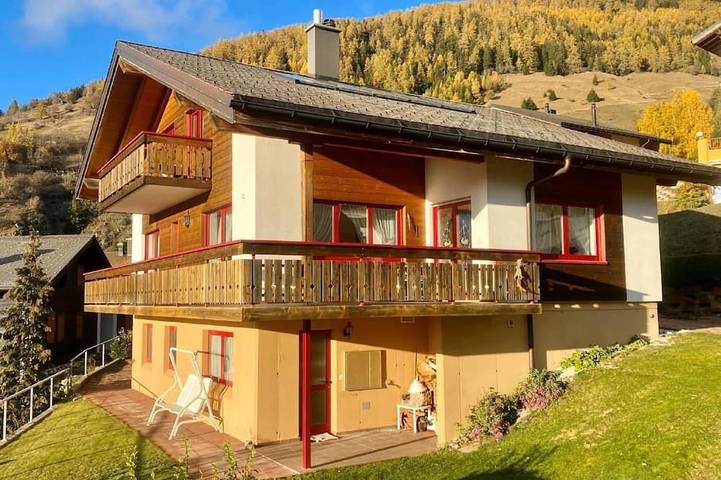 Location de vacances pour 5 personnes, avec jardin à Albinen