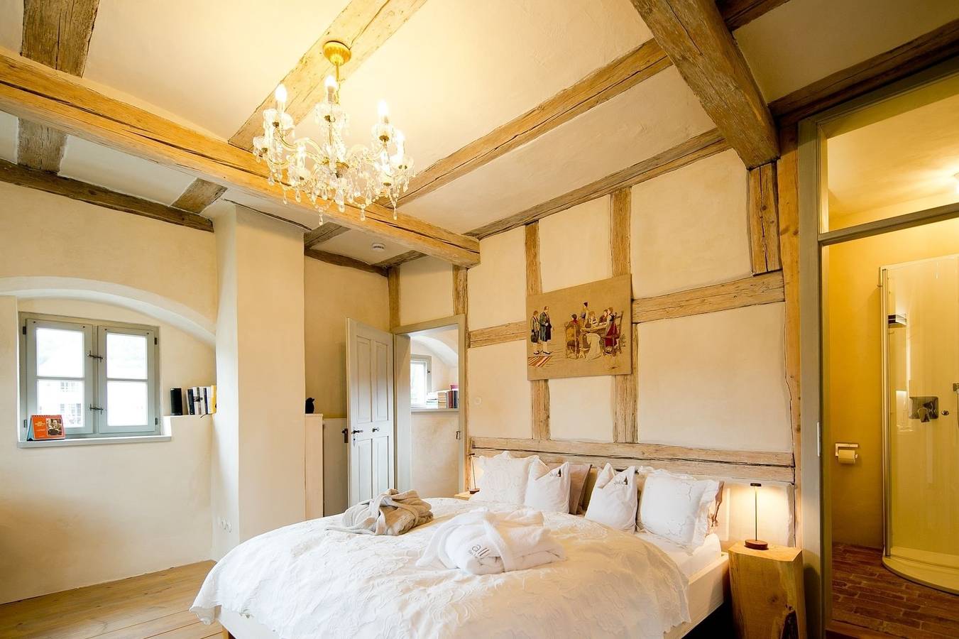 Ganze Ferienwohnung, Allio - das turmchalet in Berching, Ostbayern