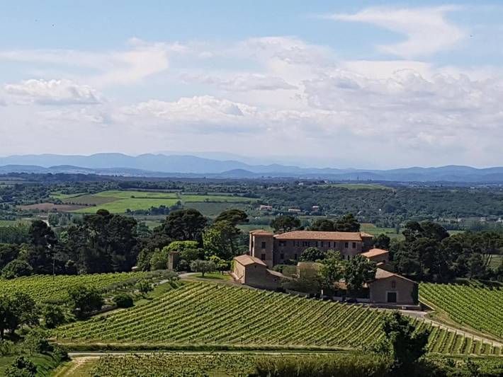 Gîte pour 6 personnes, avec jardin et vue, adapté aux familles à Aumes - 2