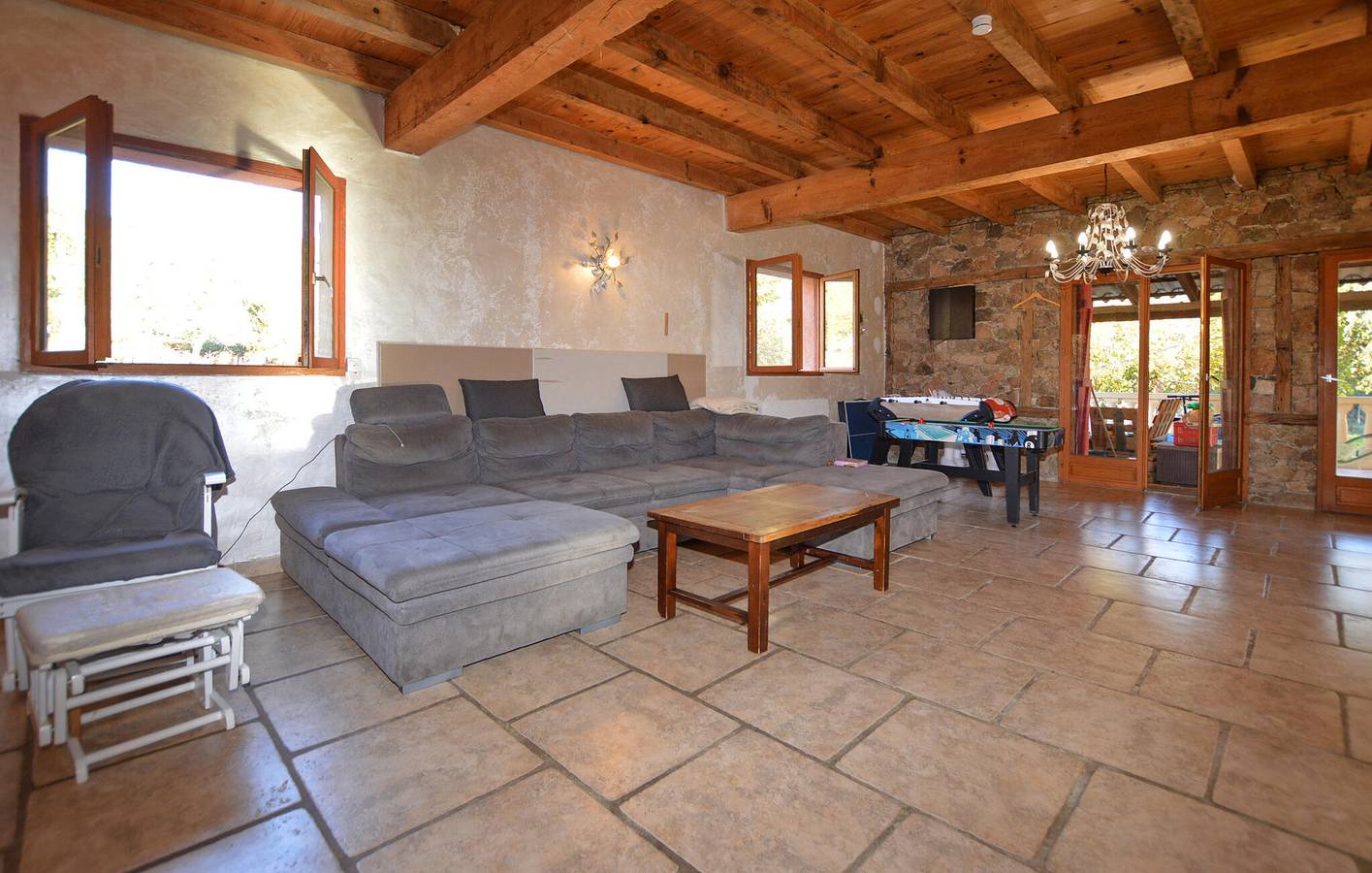 Appartement spacieux avec piscine et terrasse près d'Évisa in Évisa, Parc naturel régional de Corse