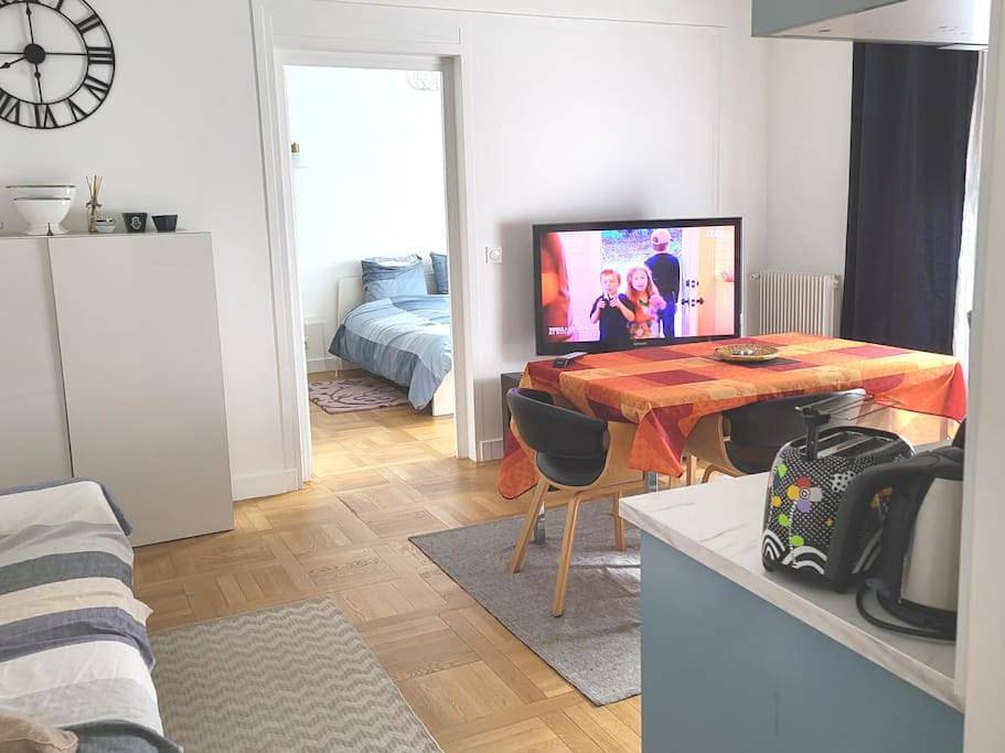 Appartement entier, Two-Bedroom Apartment in Colombes, Hauts-de-Seine