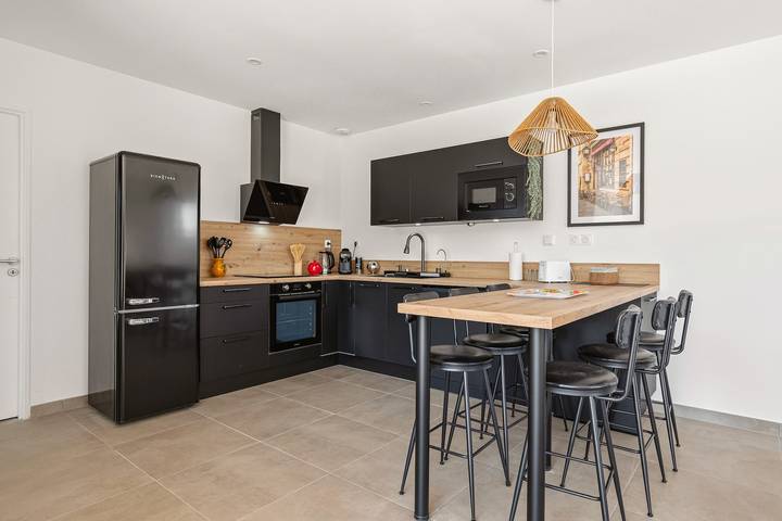Location de vacances pour 7 personnes, avec Terrasse ainsi que Jardin et Piscine à Bosc - 3