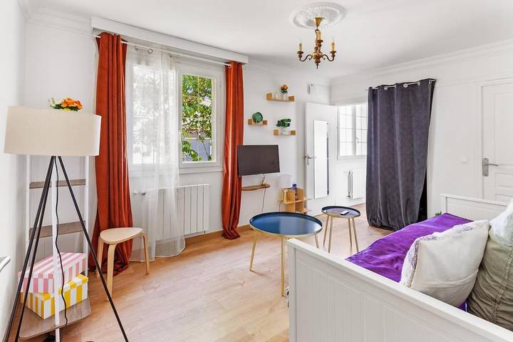 Gîte pour 2 personnes, avec jardin à Sautron