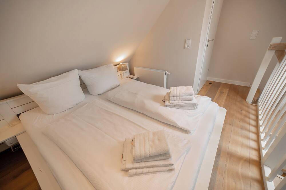 Ganze Wohnung, Gemütliche Ferienwohnung \"Haus List Ellenbogen\" in Strandnähe auf Sylt in List (Sylt), Sylt