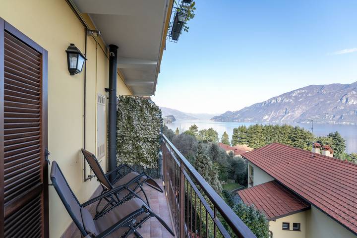 Gîte pour 2 personnes, avec vue sur le lac et balcon à Oliveto Lario