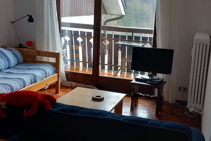 Ganze Wohnung, Sauze D'oulx - Italie - Joli Studio Avec une Superbe vue sur les Montagnes in Sauze d'Oulx, Via Lattea