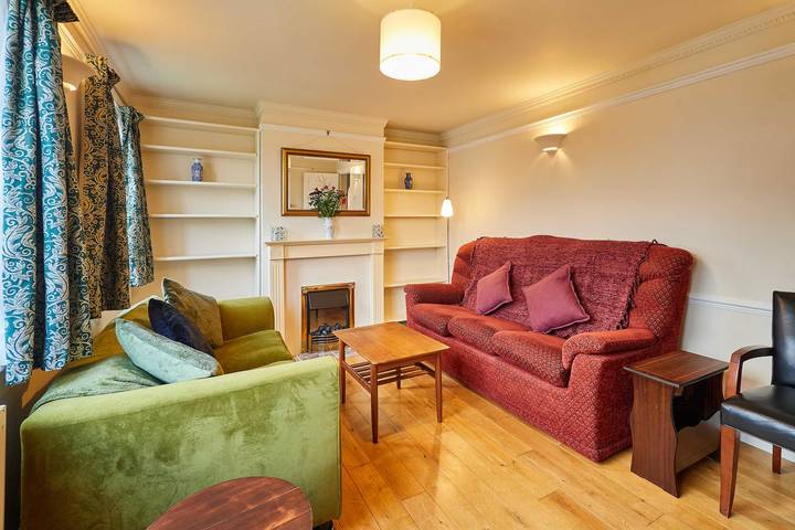 Host & Stay | Riders Rest in Bedford