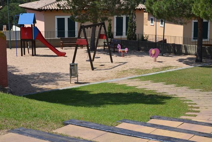 Casa rural para 6 personas, con terraza además de piscina y jardín en Tossa de Mar - 3