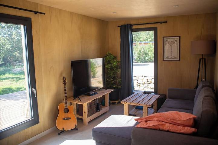Gîte pour 4 personnes, avec Jardin à Le Garn - 3