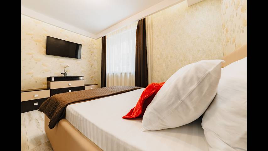 Gîte pour 6 personnes, avec terrasse et vue dans Poiana Brasov - Brasov