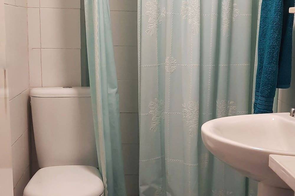 Apartamento entero, Patio Tipique Andalous, à 10 mnt de L'alhambra, Animaux de Compagnie Acceptés in Barrio de la Vega, Monachil
