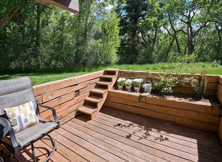 Vacation rental for 4 people, with terrace and yard in Avon