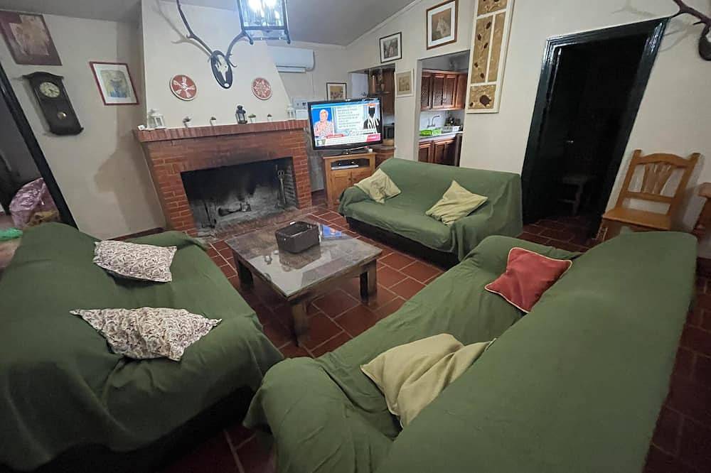 Homerez - Villa en Aroche con piscina. in Aroche, Sierra de Aracena
