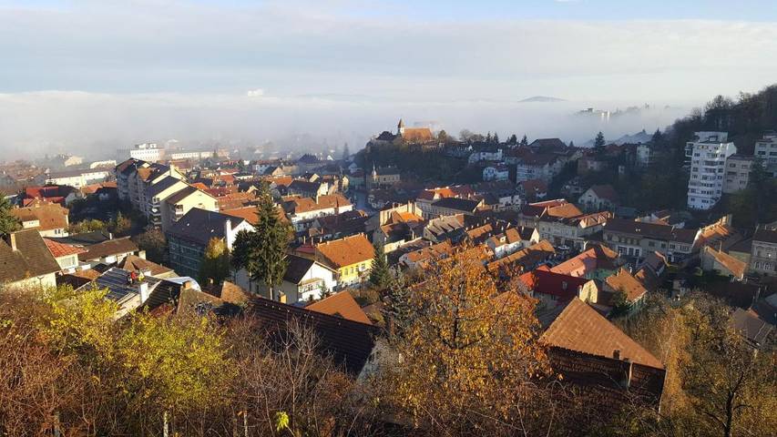 Gîte pour 4 personnes, avec vue et terrasse dans Poiana Brasov - Brasov - 3