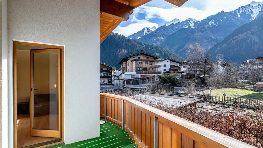 Ferienhaus für 18 Personen, mit Garten in Mayrhofen - 2