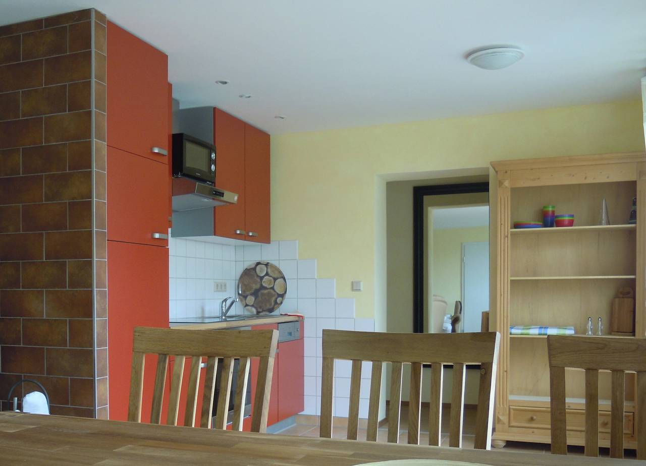Ganze Wohnung, Ferienwohnung 'Fewo 2 Bis 6 Personen' mit privater Terrasse, privatem Garten und Wlan in Kranichfeld, Weimarer Land