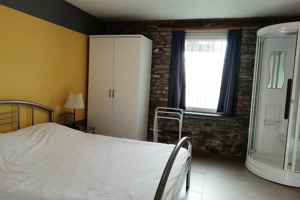 Originell renovierter Bauernhof mit Infrarotsauna und Sprudelbad in Paliseul. in Paliseul, Neufchâteau und Umgebung