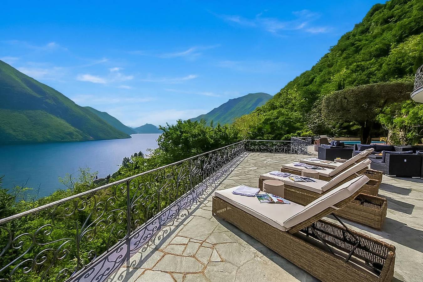 Villa Isola Verde (Main Villa) in Cressogno, Valsolda