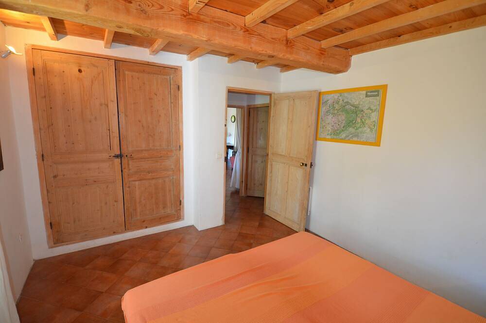 Freistehendes Ferienhaus inmitten eines Olivenhains, außergewöhnliche Aussicht in Mazan, Parc naturel régional du Mont-Ventoux