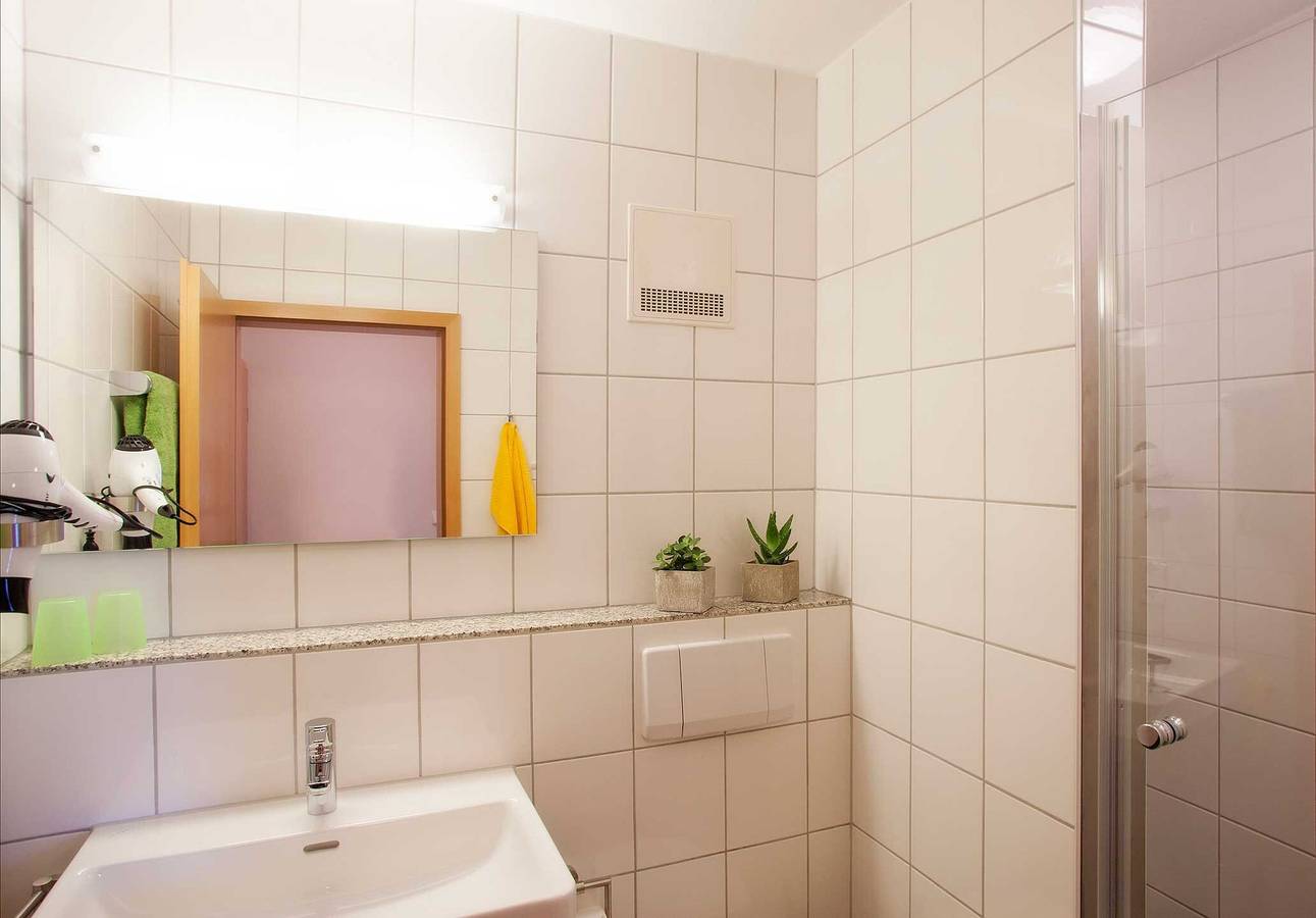 Ganze Wohnung, Appartement 2, 25qm, 1 Wohn-/Schlafzimmer, max. 3 Personen in Wasserburg (Bodensee), Bayerisch Schwaben